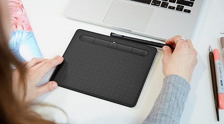 Wacom Intuos S Bluetooth negra (Ref. CTL-4100WLK-S)