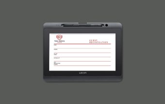 Product flat from above with pen attached